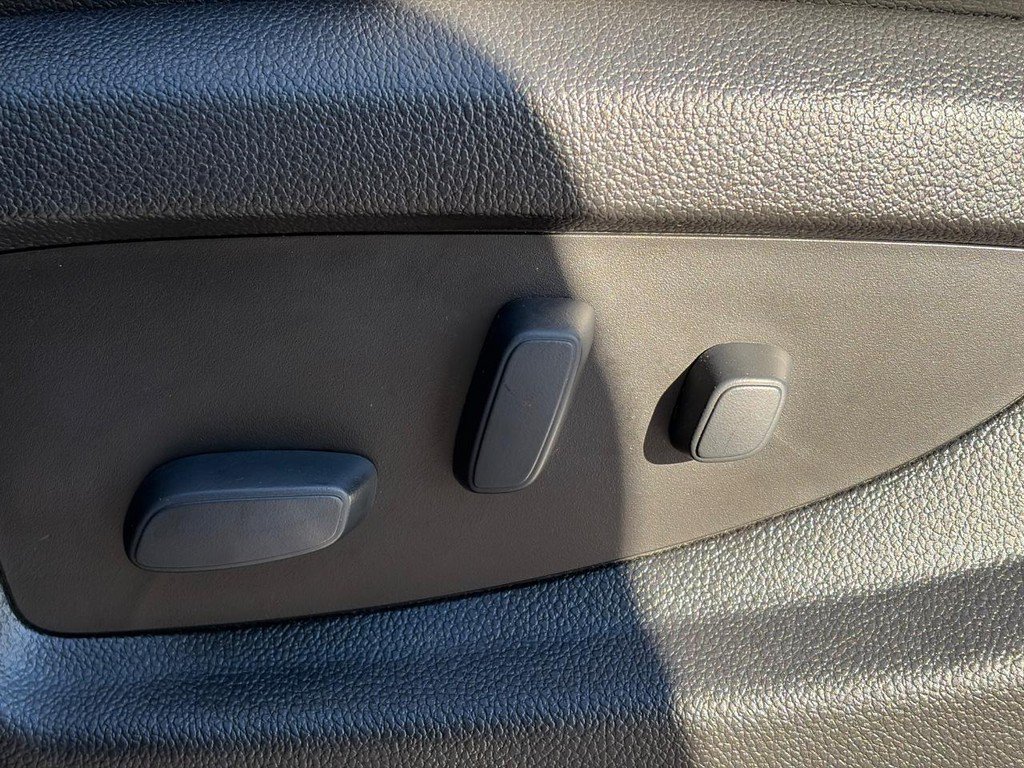 Used 2020 Chevrolet Tahoe LT AWD/4WD image 22