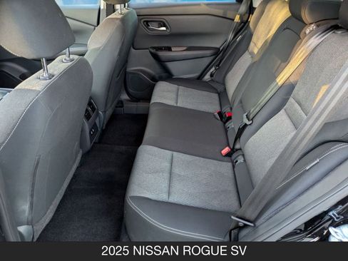 Certified 2025 Nissan Rogue SV image 15