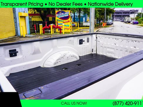 Used 2017 Ford F350 Lariat w/ Lariat Ultimate Package image 10