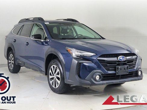 Used 2023 Subaru Outback Premium image 1
