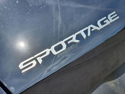 New 2026 Kia Sportage EX image 8