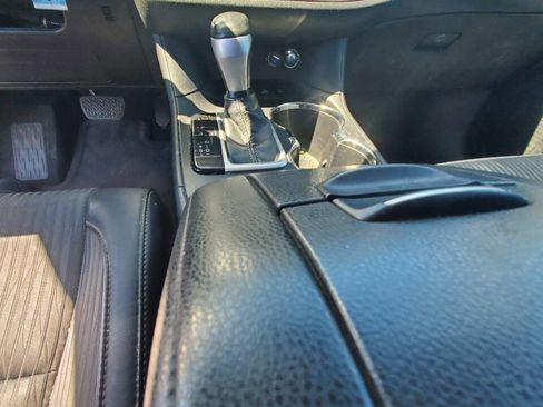 Used 2015 Toyota Highlander Plus image 17