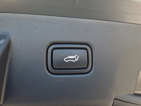 Certified 2025 Hyundai Tucson Limited w/ Tow & Go Package image 31