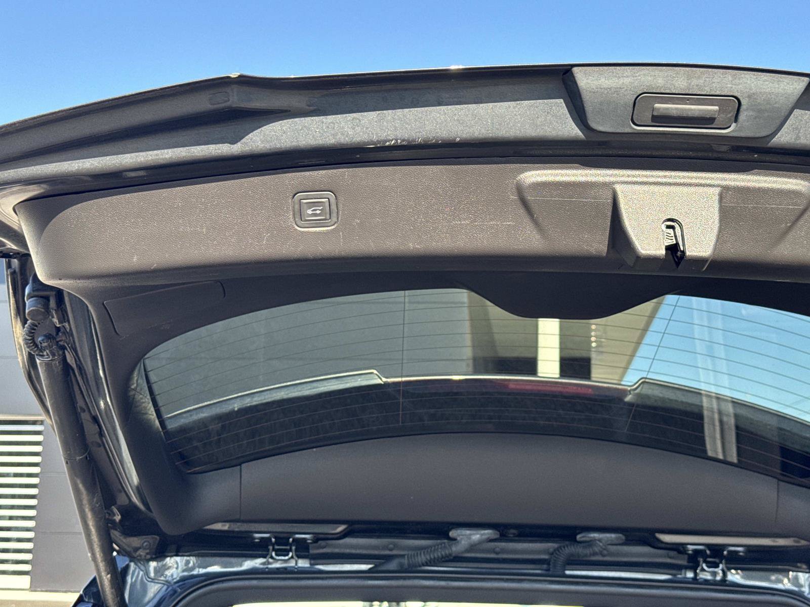 Used 2019 Chevrolet Blazer RS AWD/4WD image 12