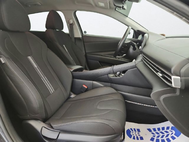 Used 2021 Hyundai Elantra SEL w/ Convenience Package FWD image 27
