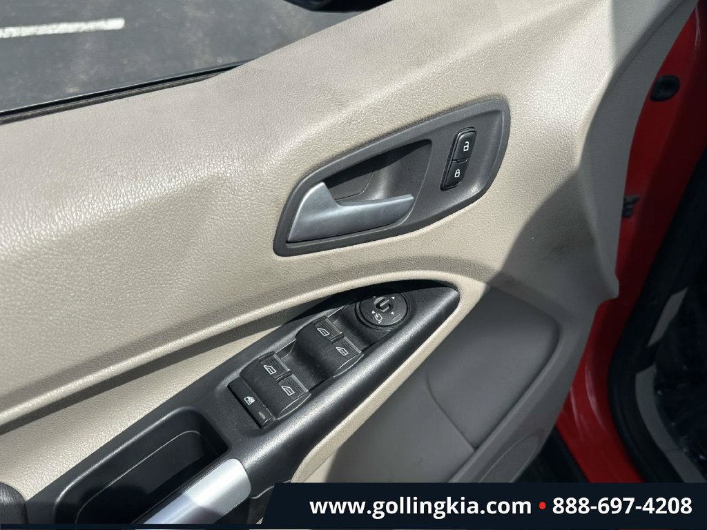 Used 2016 Ford Transit Connect Titanium FWD image 18