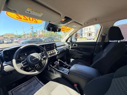 Used 2022 Kia Sorento LX FWD image 13