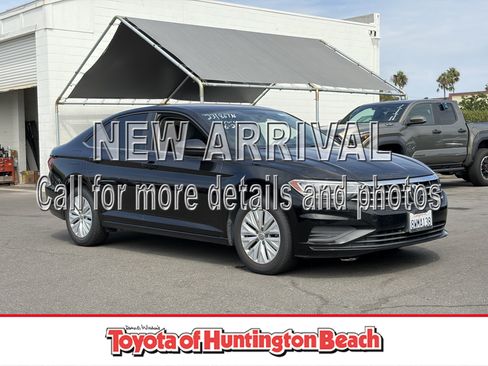 Used 2019 Volkswagen Jetta S w/ Driver Assistance Package FWD image 1