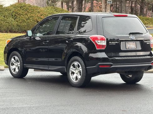 Used 2015 Subaru Forester 2.5i image 6