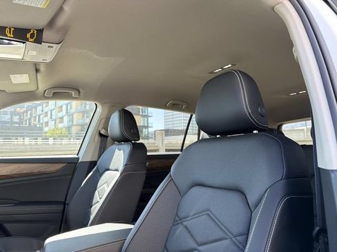 New 2026 Volkswagen Atlas SE AWD/4WD image 16