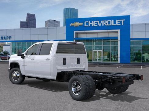 New 2026 Chevrolet Silverado 3500 LT w/ Convenience Package RWD image 27