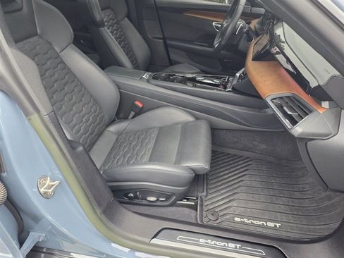 Used 2023 Audi e-tron GT Prestige AWD/4WD image 45