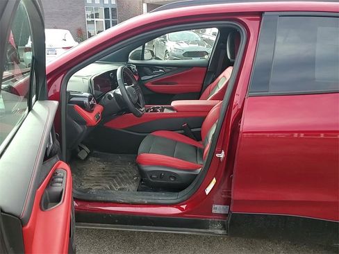 Used 2024 Chevrolet Blazer EV RS image 11