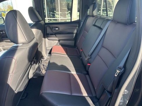 New 2026 Honda Ridgeline Black Edition image 15