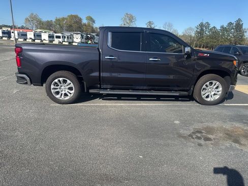 Used 2024 Chevrolet Silverado 1500 LTZ image 8