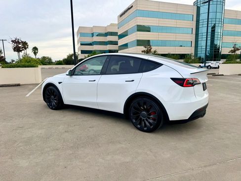 Used 2022 Tesla Model Y Performance AWD/4WD image 51