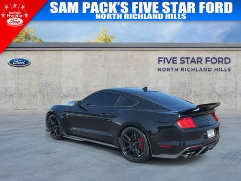 Used 2021 Ford Mustang Shelby GT500 w/ Technology Package RWD image 7
