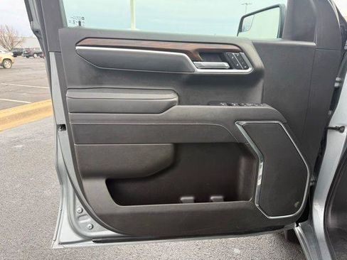 Used 2025 GMC Sierra 1500 SLT image 24