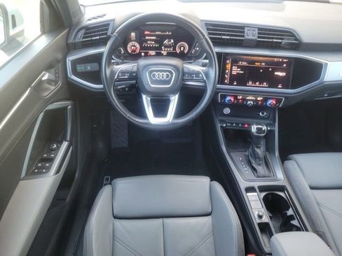 Used 2020 Audi Q3 2.0T Premium Plus w/ Premium Plus Package AWD/4WD image 14