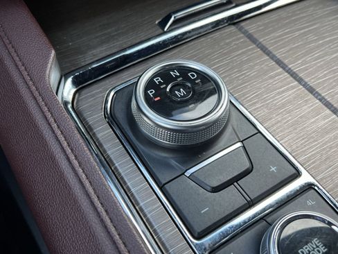 Used 2023 Ford Expedition Max Limited image 20