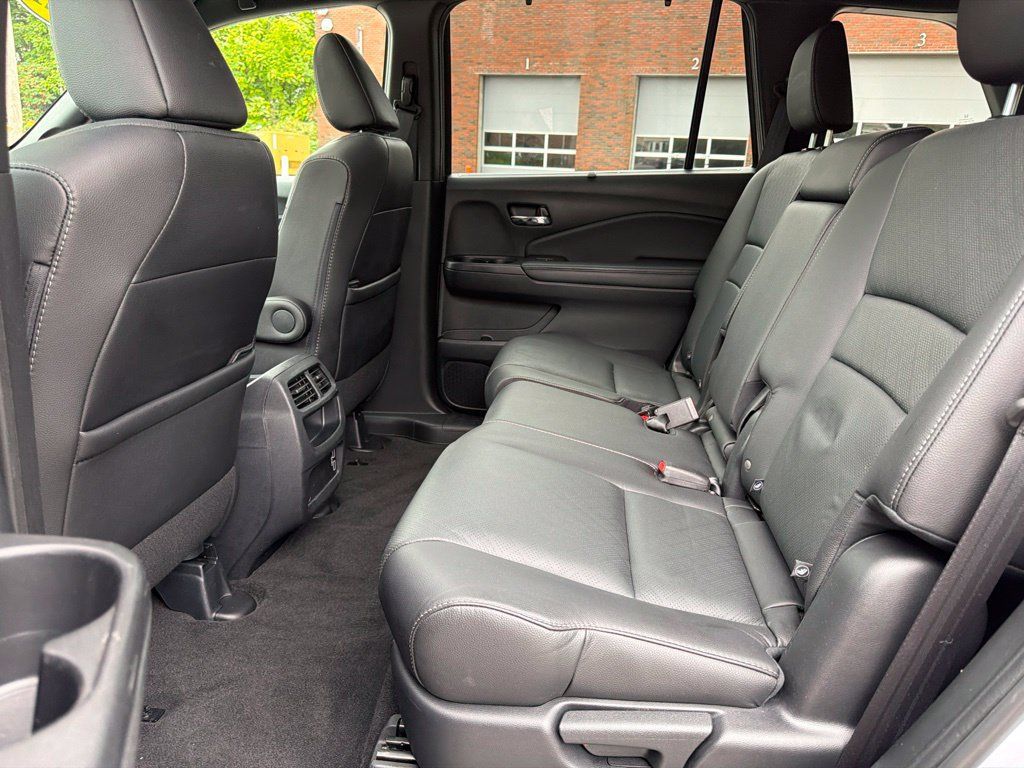 Used 2021 Honda Passport EX-L image 27