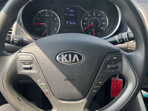 Used 2016 Kia Forte LX FWD image 16