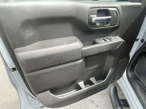 Used 2024 Chevrolet Silverado 1500 Custom w/ Turbomax Blackout Package AWD/4WD image 16
