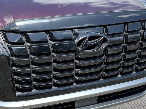 Used 2024 Hyundai Palisade SEL FWD image 32
