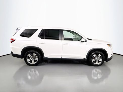 Used 2023 Honda Pilot EX-L image 8