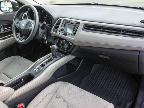 Used 2019 Honda HR-V LX image 13