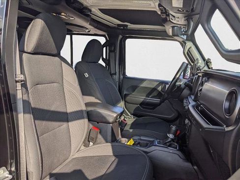 Used 2021 Jeep Wrangler Unlimited Sport image 20