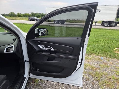 Used 2014 GMC Terrain SLE AWD/4WD image 29