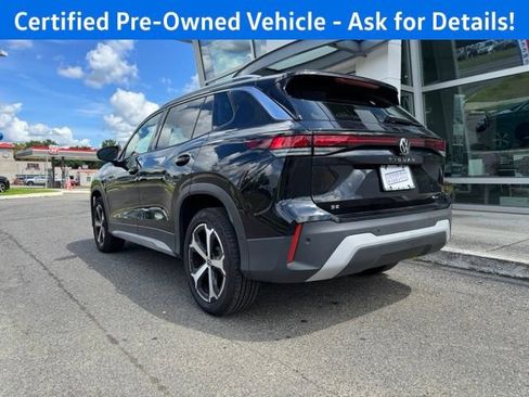 Certified 2026 Volkswagen Tiguan SE w/ Panoramic Sunroof Package AWD/4WD image 6