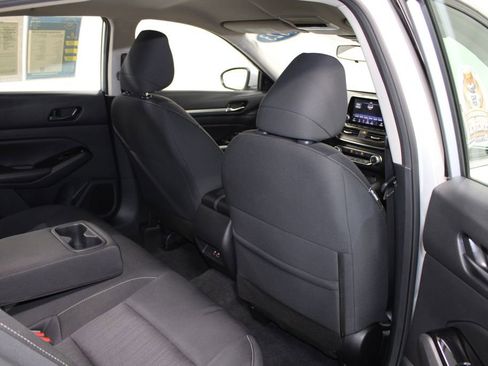 Used 2023 Nissan Altima 2.5 SV image 31