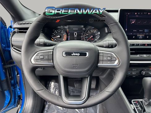 New 2026 Jeep Compass Latitude image 26