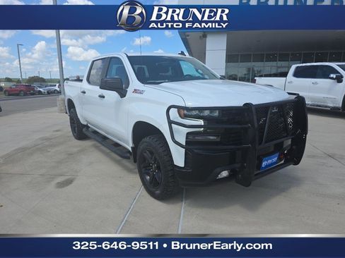 Used 2021 Chevrolet Silverado 1500 LT Trail Boss w/ Bed Protection Package image 1