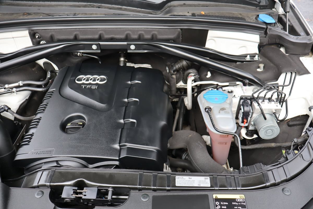 Used 2016 Audi Q5 2.0T Premium Plus w/ Technology Package AWD/4WD image 41