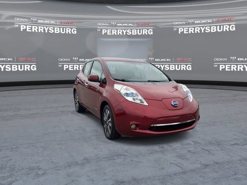 Used 2015 Nissan Leaf FWD image 2