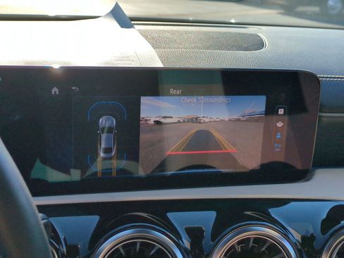 Used 2025 Mercedes-Benz CLA 250 image 25