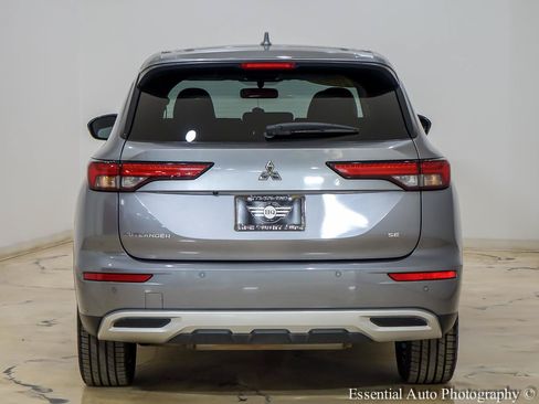 Used 2022 Mitsubishi Outlander SE AWD/4WD image 7