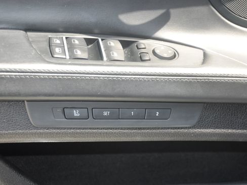 Used 2015 BMW 750Li RWD image 26