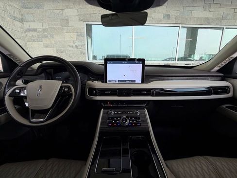 Used 2020 Lincoln Aviator Black Label w/ Dynamic Handling Package image 28