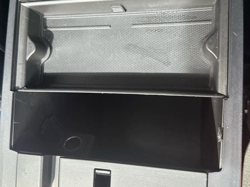 Used 2020 Ford Explorer XLT w/ Equipment Group 202A image 39