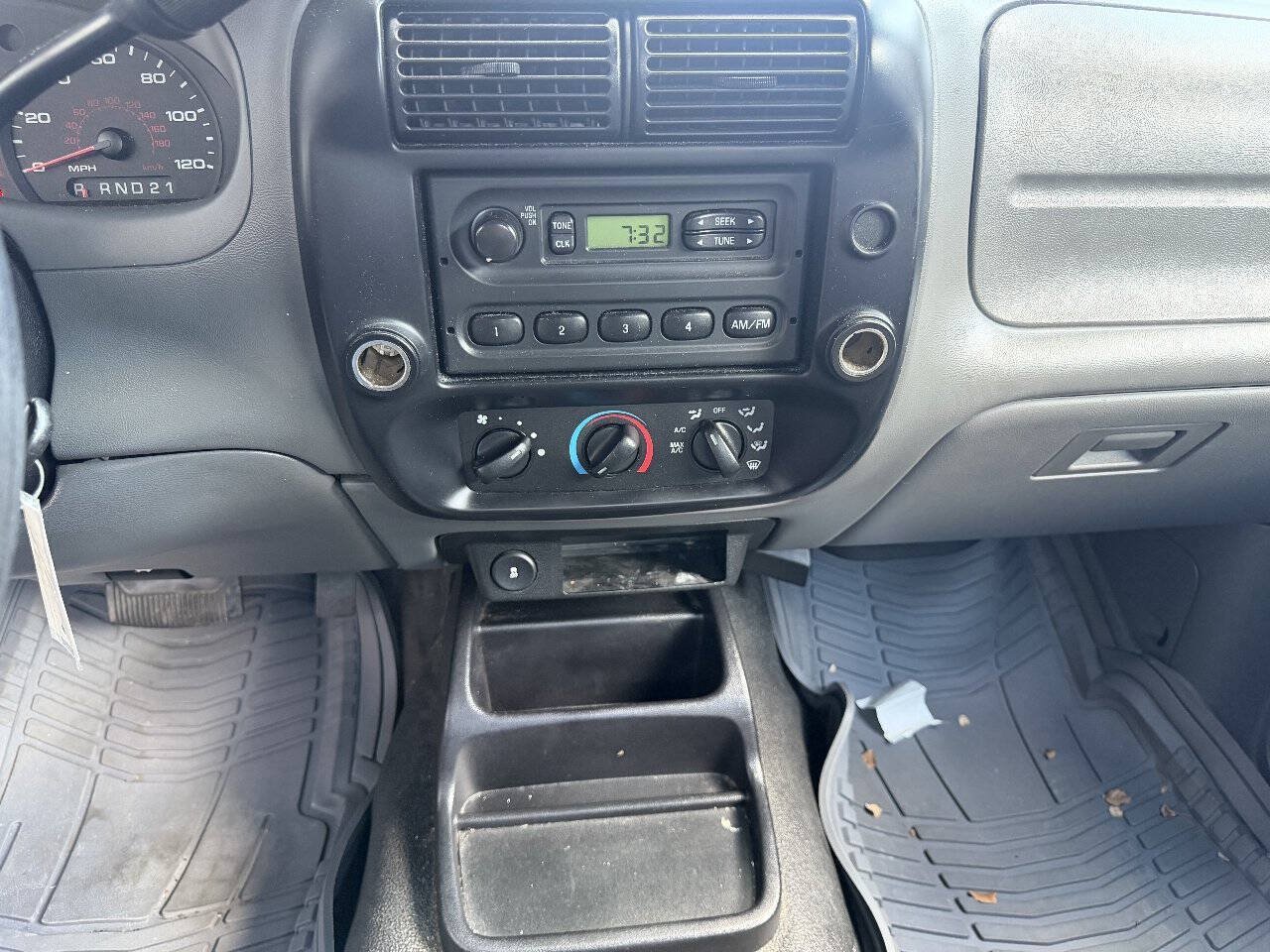 Used 2011 Ford Ranger XL RWD image 6