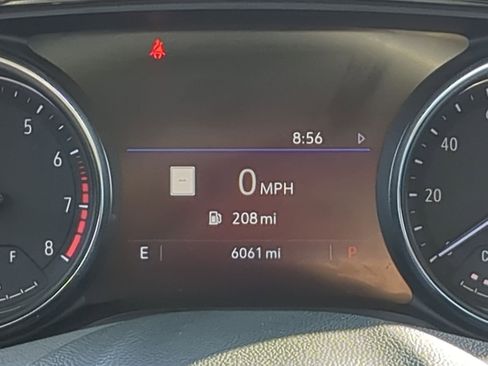 Used 2021 Buick Encore GX Essence w/ Advanced Technology Package image 21