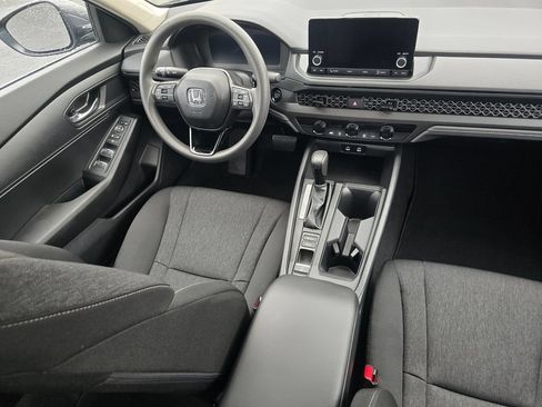 Used 2025 Honda Accord LX image 15