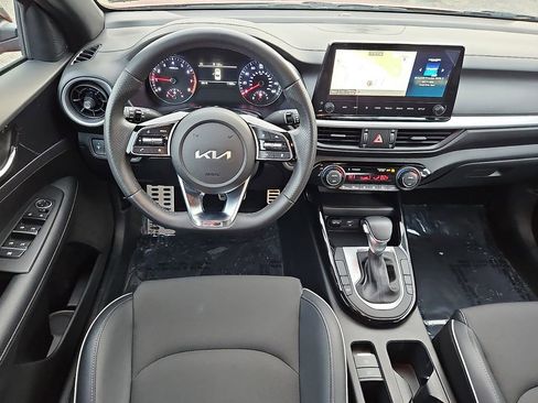 Certified 2024 Kia Forte GT-Line image 11