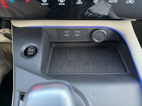 New 2026 Nissan Sentra SL w/ Floor Mat Package FWD image 15