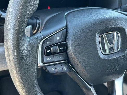 Used 2019 Honda Accord EX image 26
