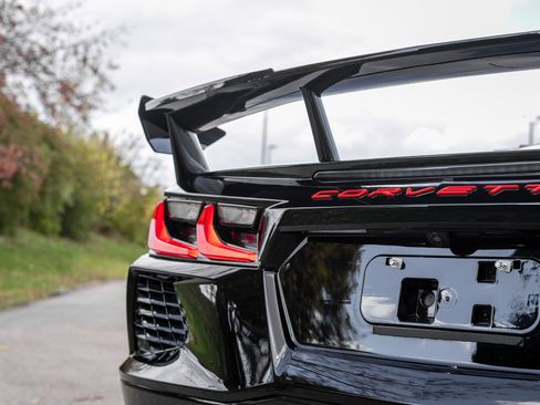 Used 2023 Chevrolet Corvette Stingray Preferred Cpe image 7